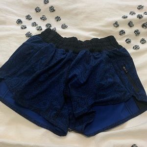 Lulu lemon tracker shorts